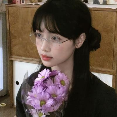 你好，翠小姐